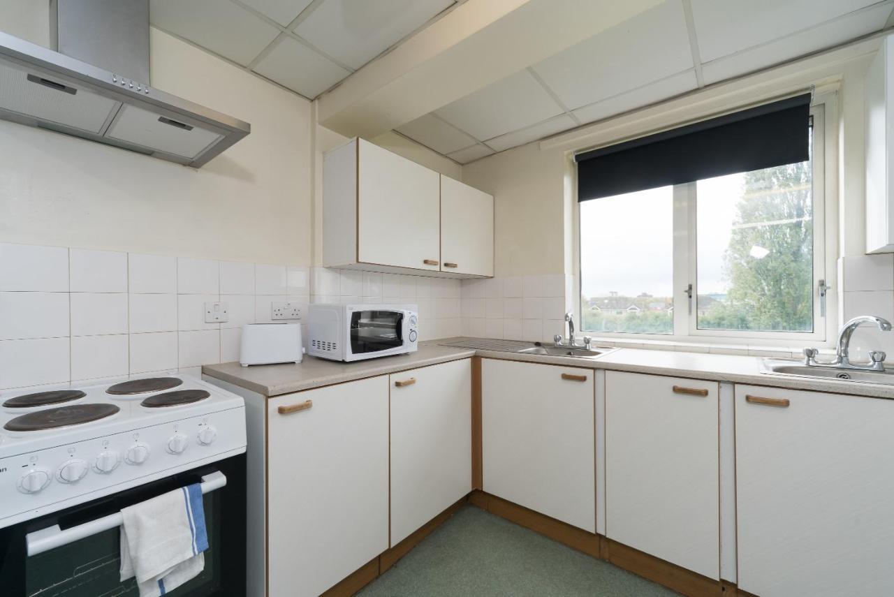 Ensuite In Nice Part Of Hull - Quick Central Apartment